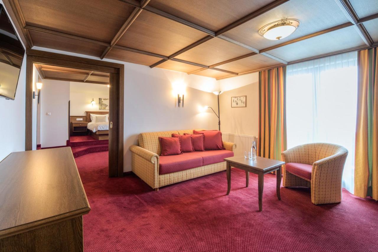 Hotel Arlberghoehe Sankt Christoph Am Arlberg Buitenkant foto