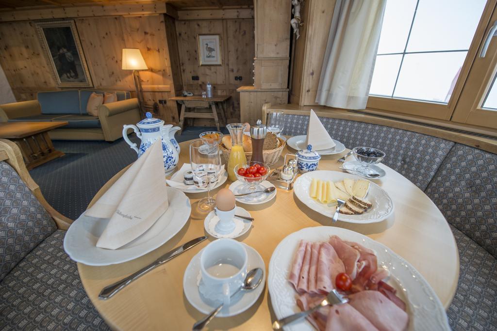 Hotel Arlberghoehe Sankt Christoph Am Arlberg Buitenkant foto