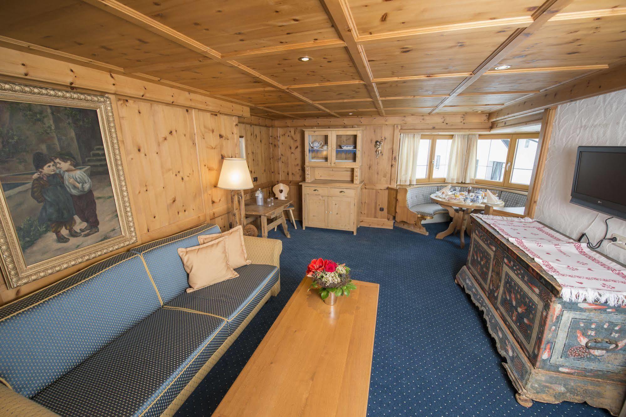 Hotel Arlberghoehe Sankt Christoph Am Arlberg Buitenkant foto