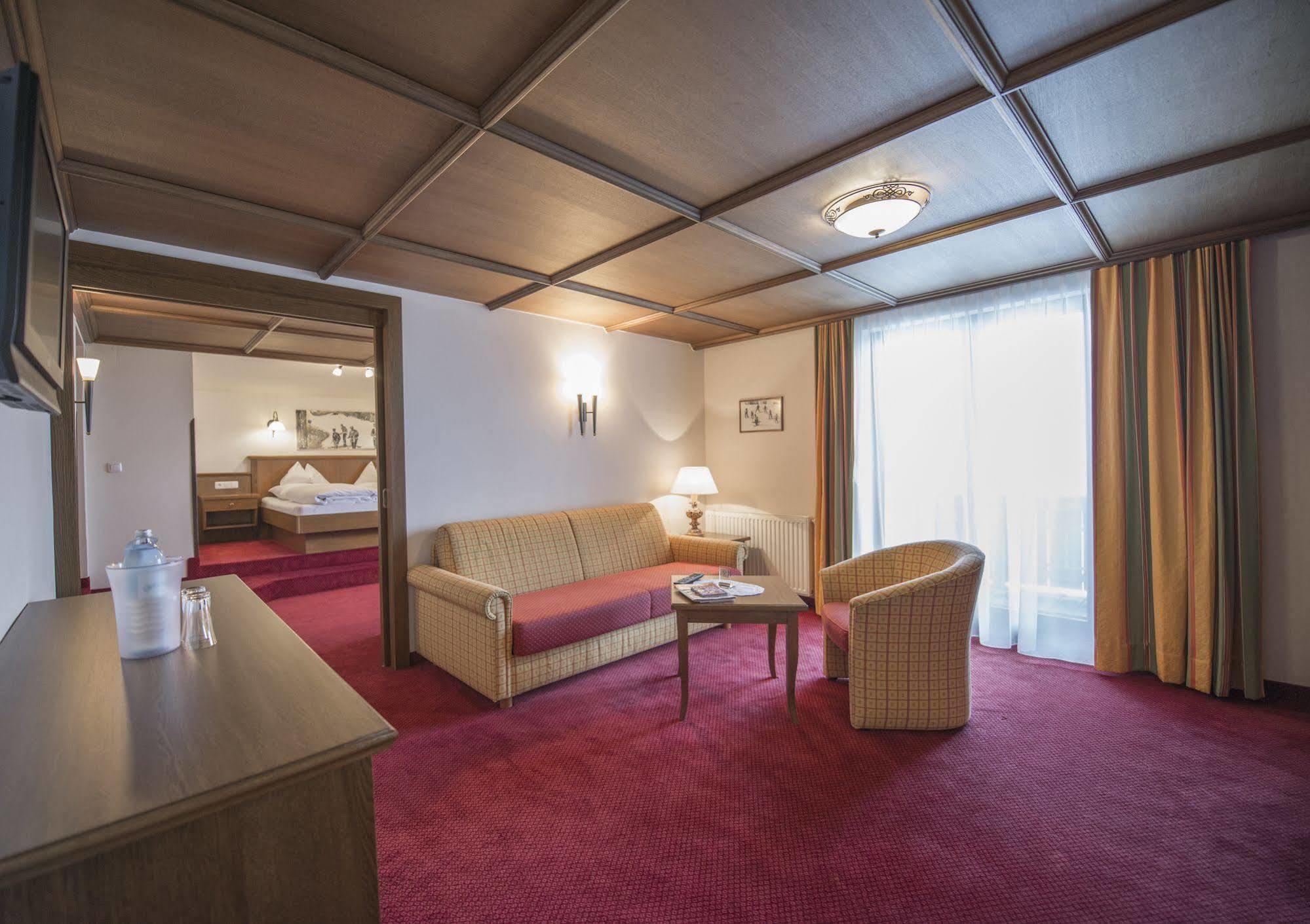 Hotel Arlberghoehe Sankt Christoph Am Arlberg Buitenkant foto